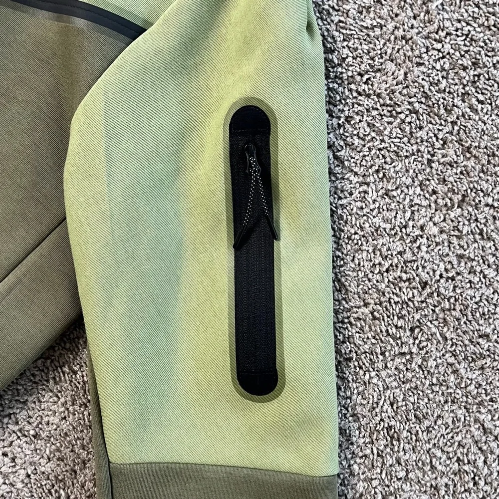 Nike Sportswear Tech Fleece Full-Zip Hoodie Men’s Size Large-Tall